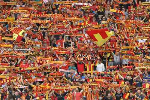 supporters, lens